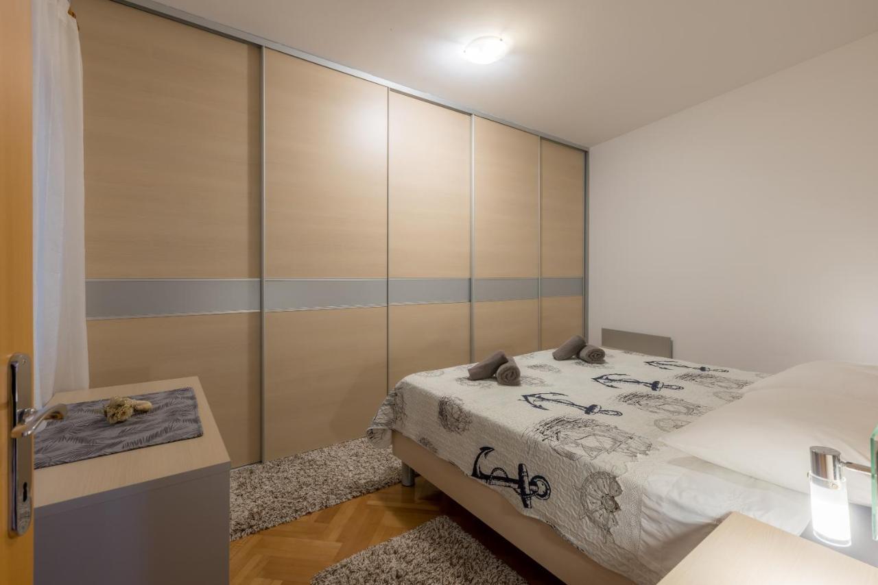 Apartment Ps *