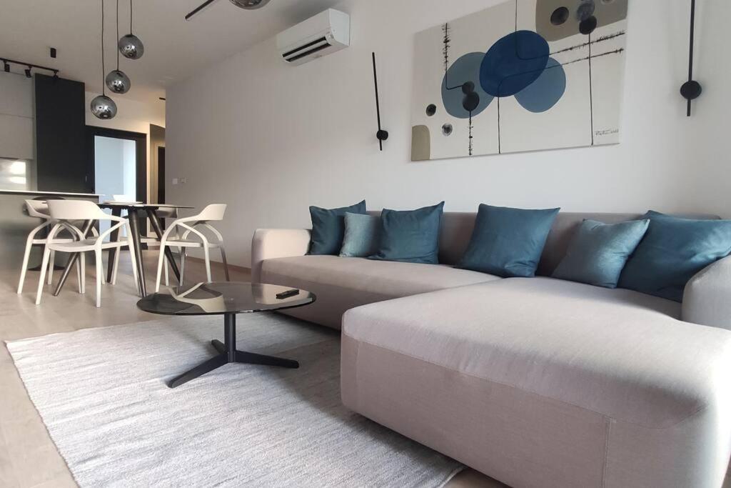 Splendid View Apartment *
