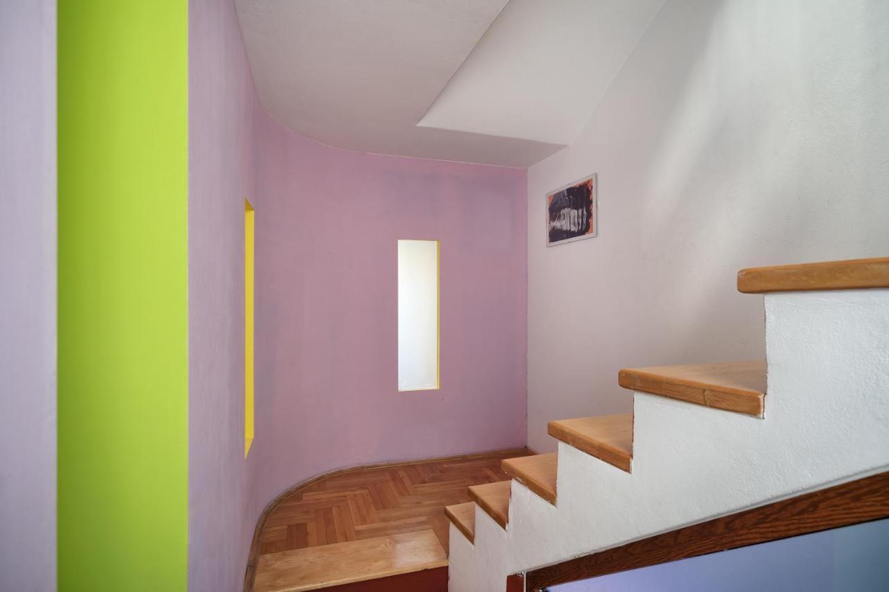 Poetry House *