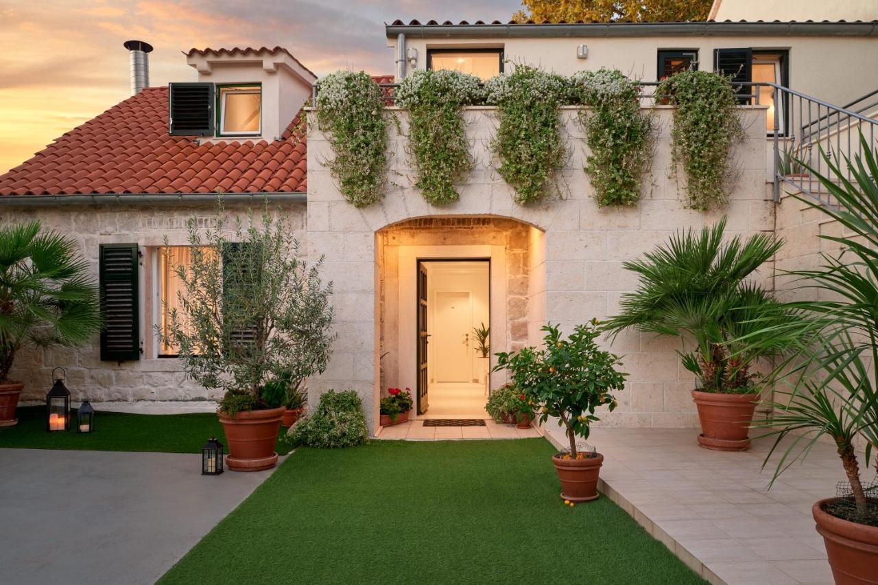 Lanterna Guest house 4*