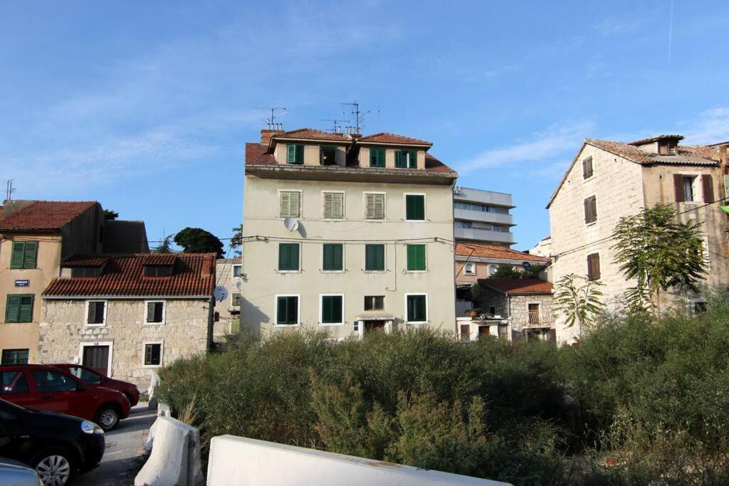 Barbara's Inheritance Apartment *