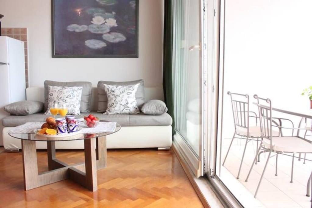 Maia's Znjan Apartment *