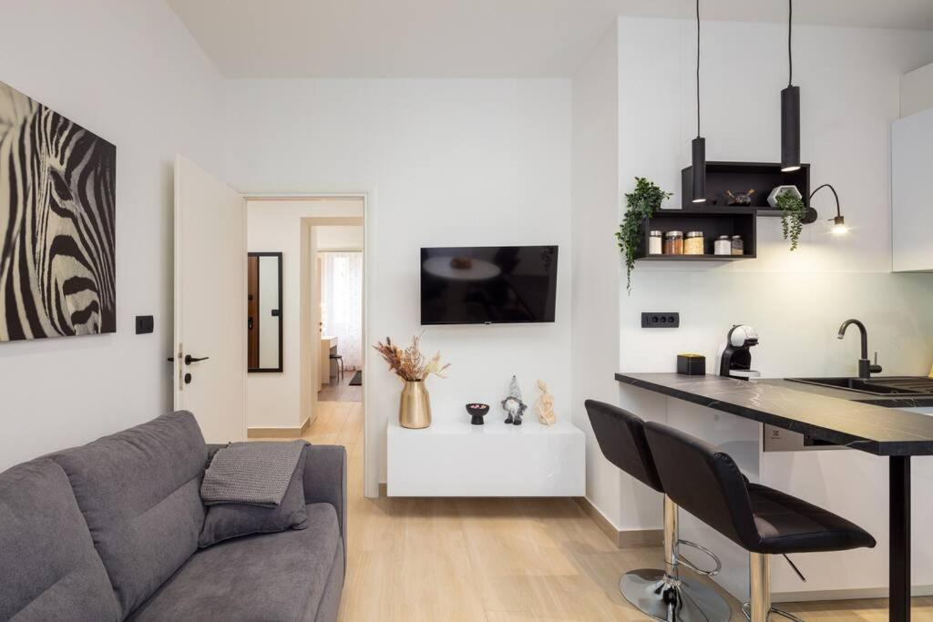 Drago 4* - 2 Minutes From The Town Centre Apartamento *