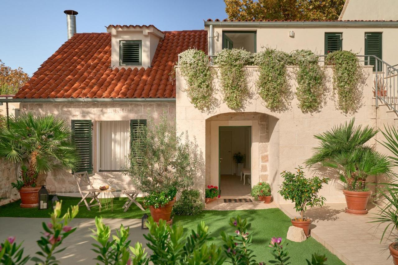Lanterna Guest house 4*