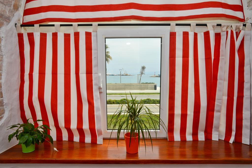 Guest house The West Coast