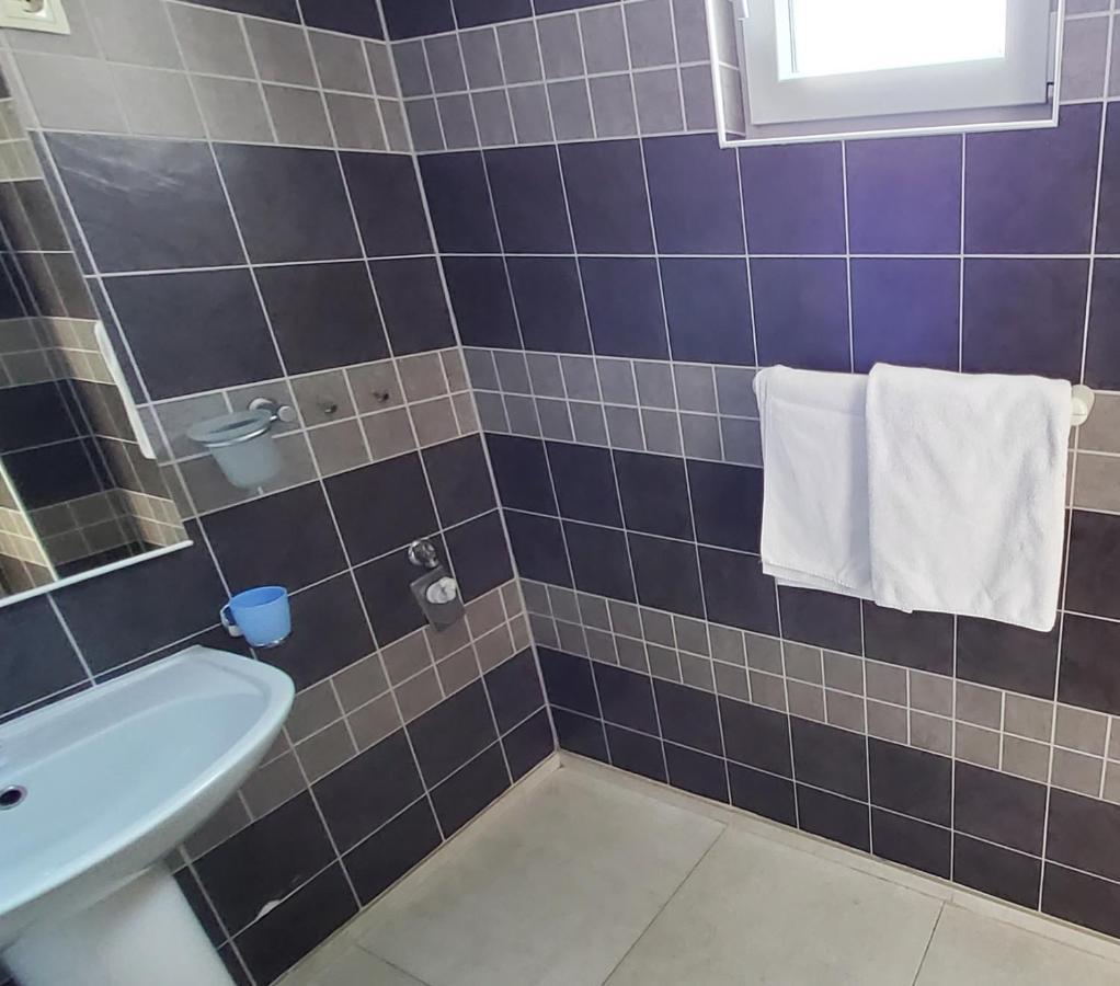 9 With A Double Bed Apartment *