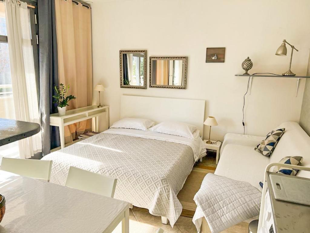 Bezo Apartment Split
