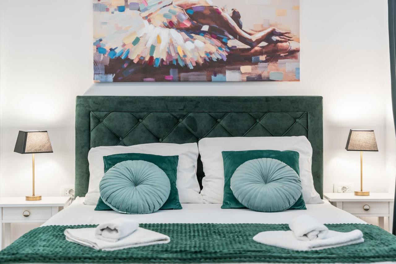 Art Center Apartment Split