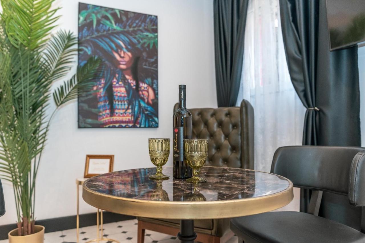 Art Center Apartment Split