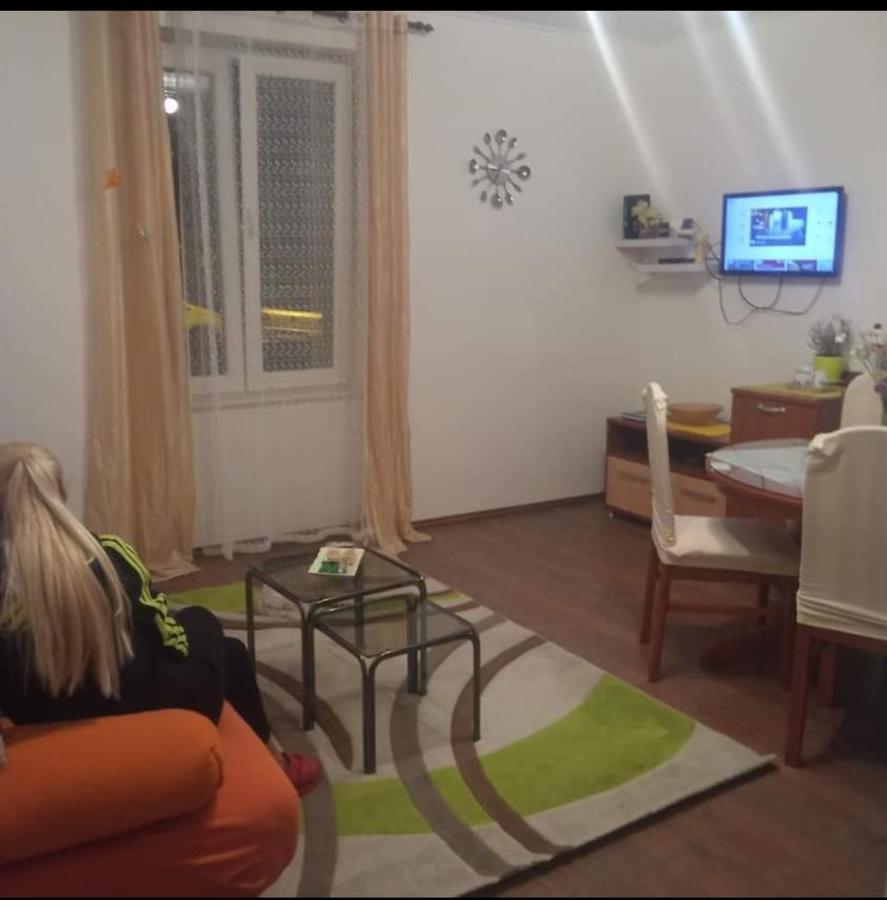Toby Apartment