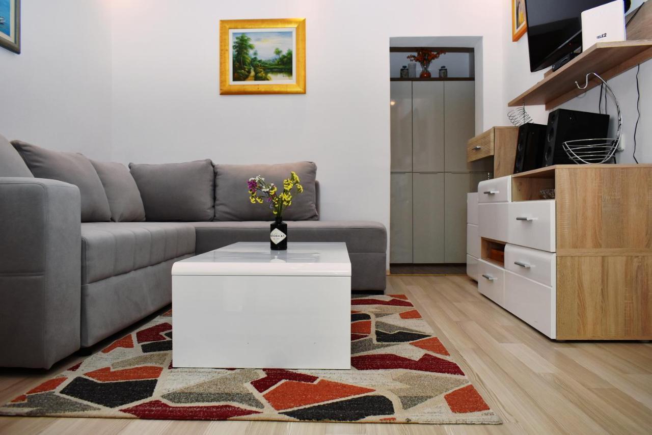 Maslic Apartment