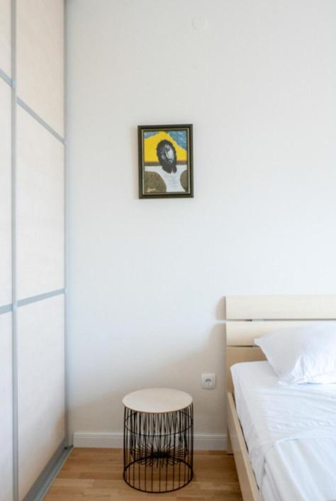 Lori Apartment