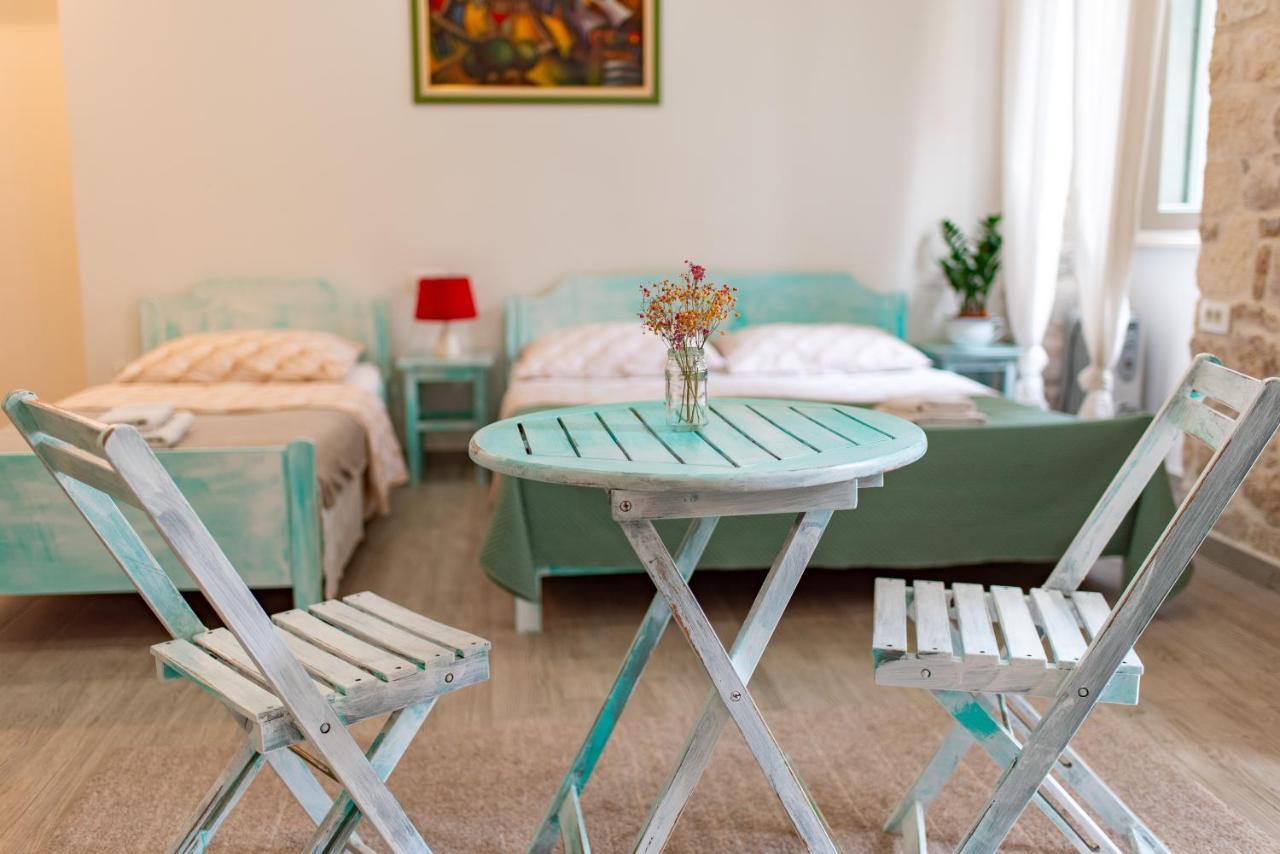 And Djanovic Guest house