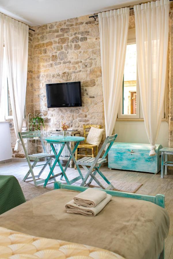 And Djanovic Guest house