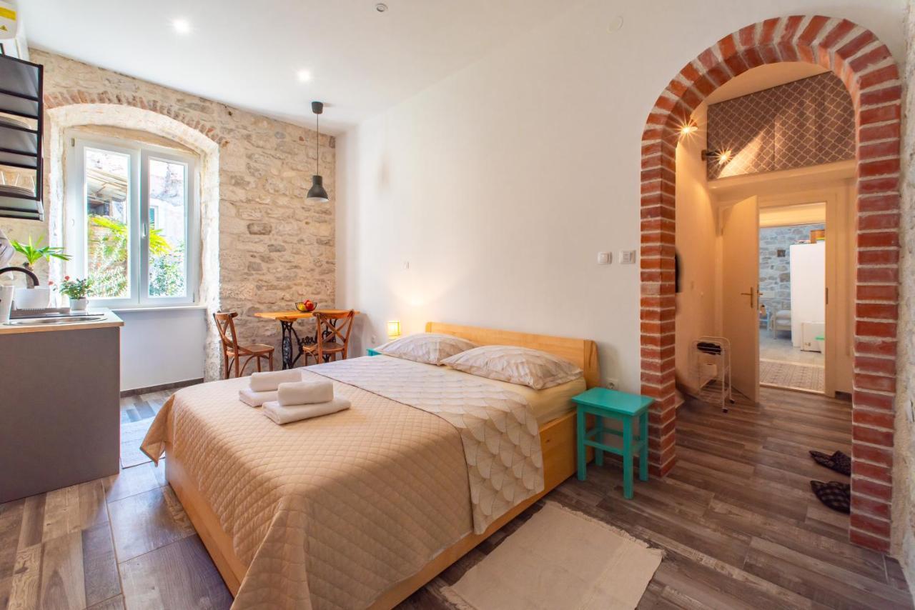 And Djanovic Casa de hóspedes 3*