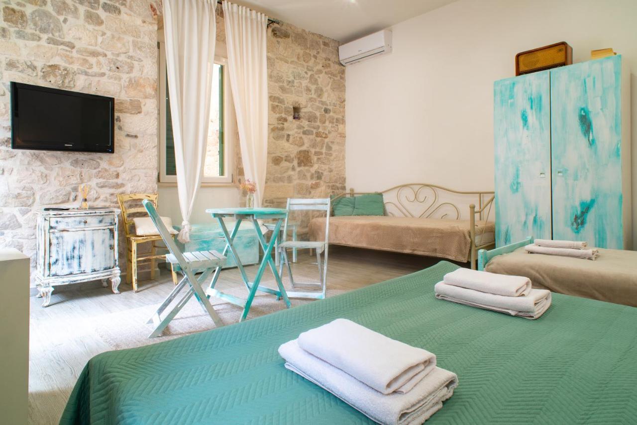 And Djanovic Guest house