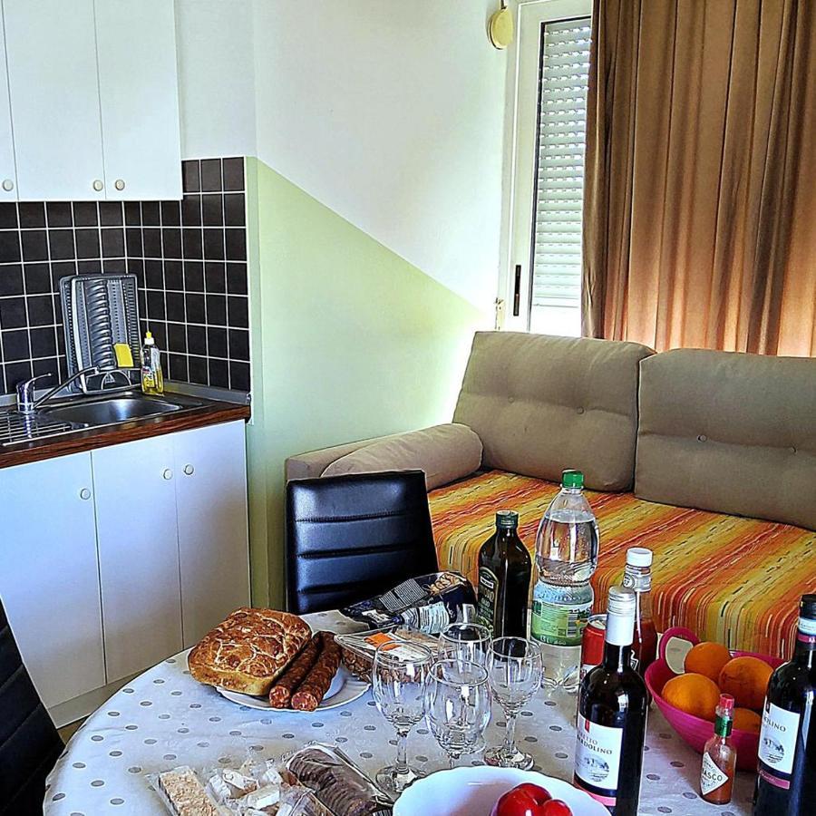 Captivating 15 Sleeps 4 Guests * Split