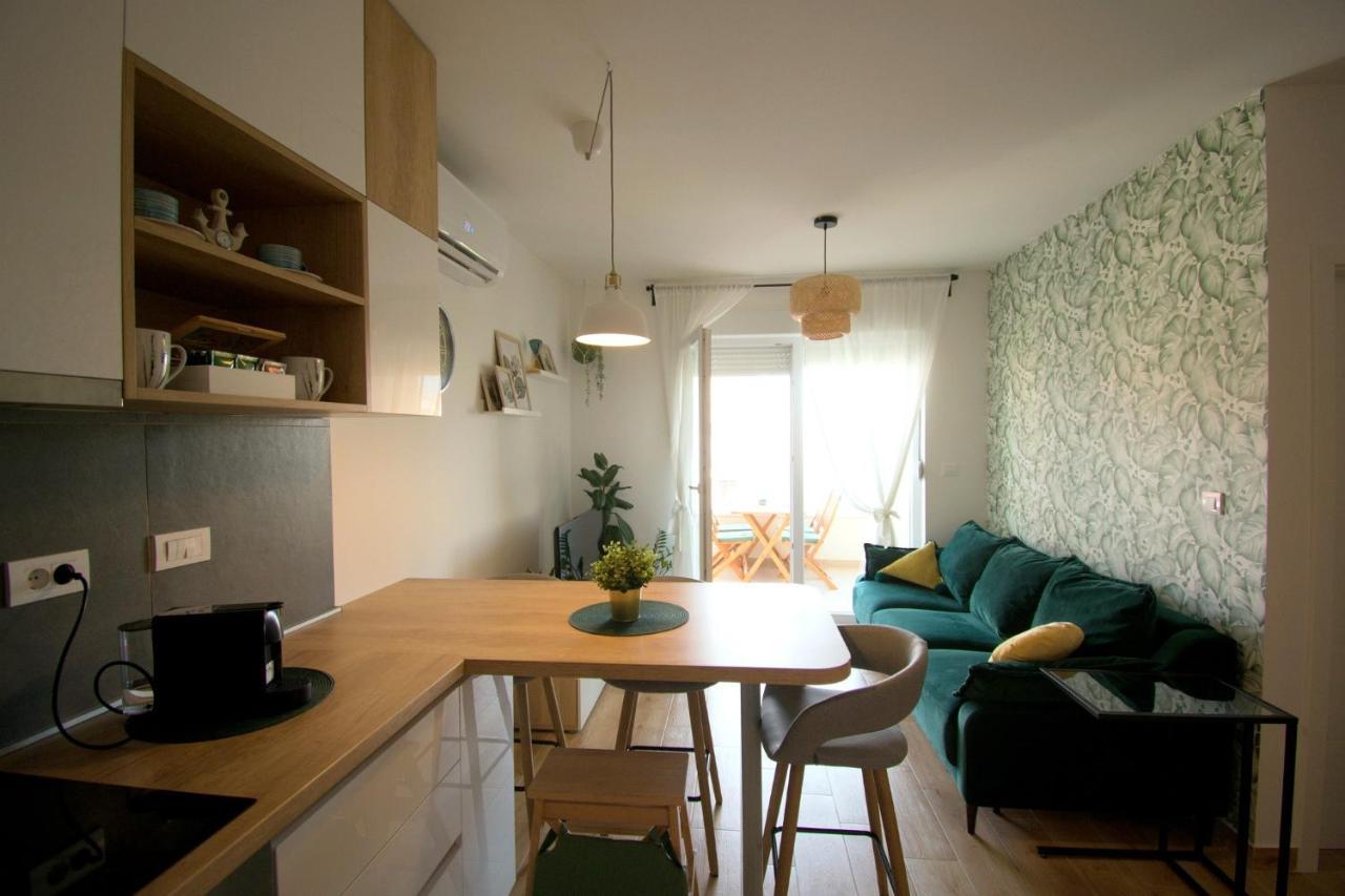 Nikola Apartment