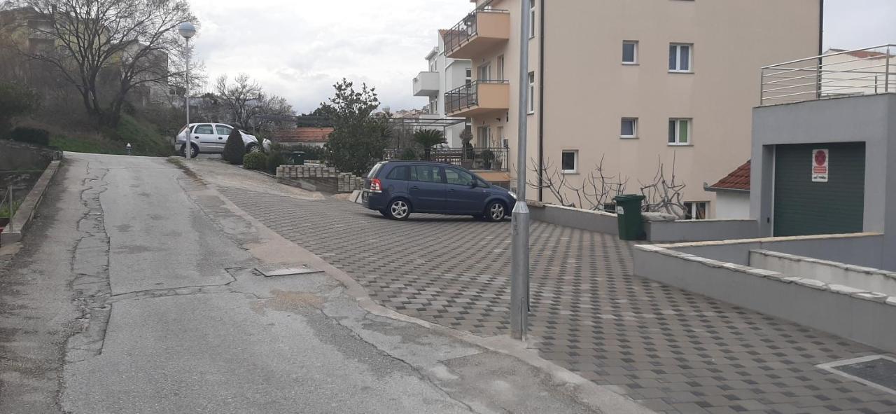 Click In Stobrec Next To Apartment Split