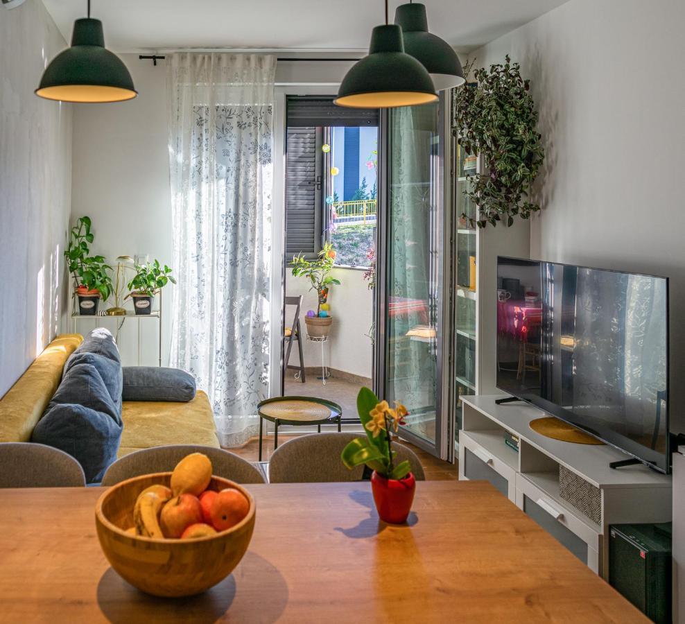 Luxury Ruby Apartment *