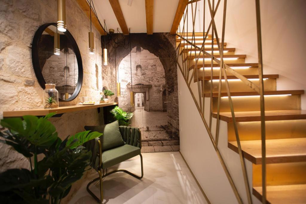 Luxury Lilly 2 Apartment Split