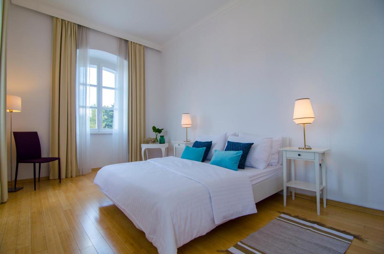 Apartman Gardino 1881 *