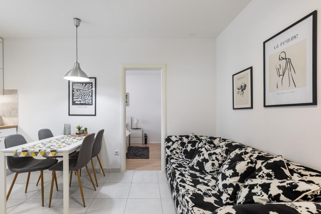 Cool Apartment Split