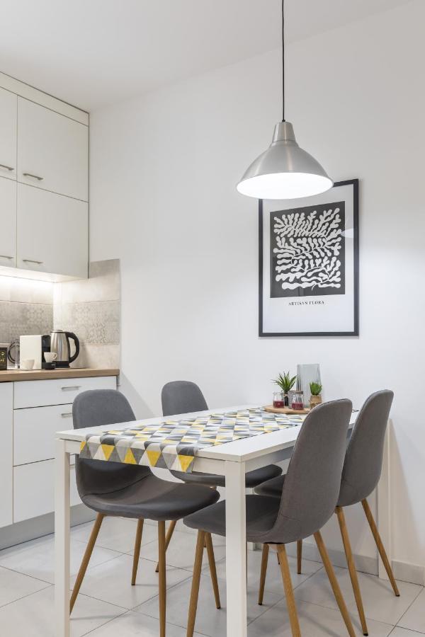 Cool Apartment Split