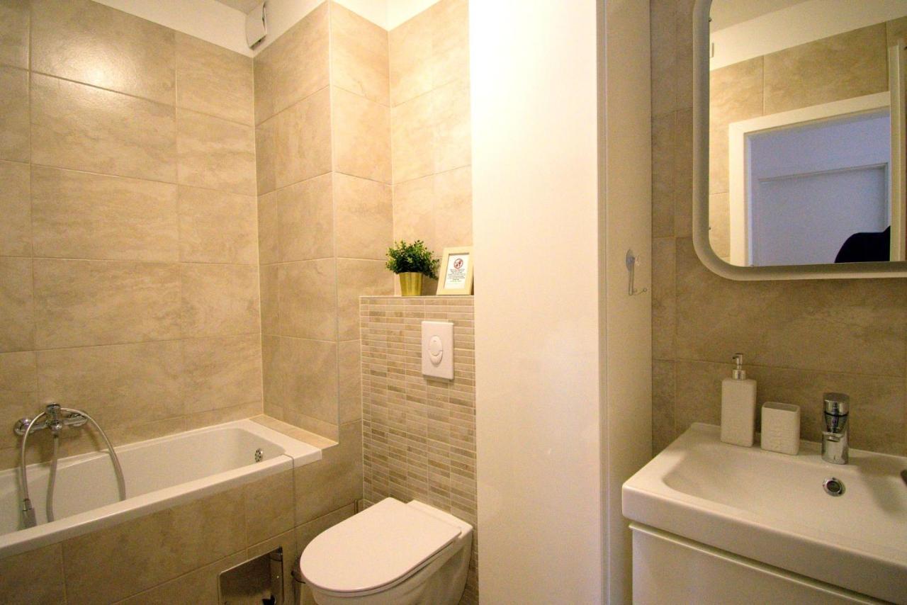 Nikola Apartment *