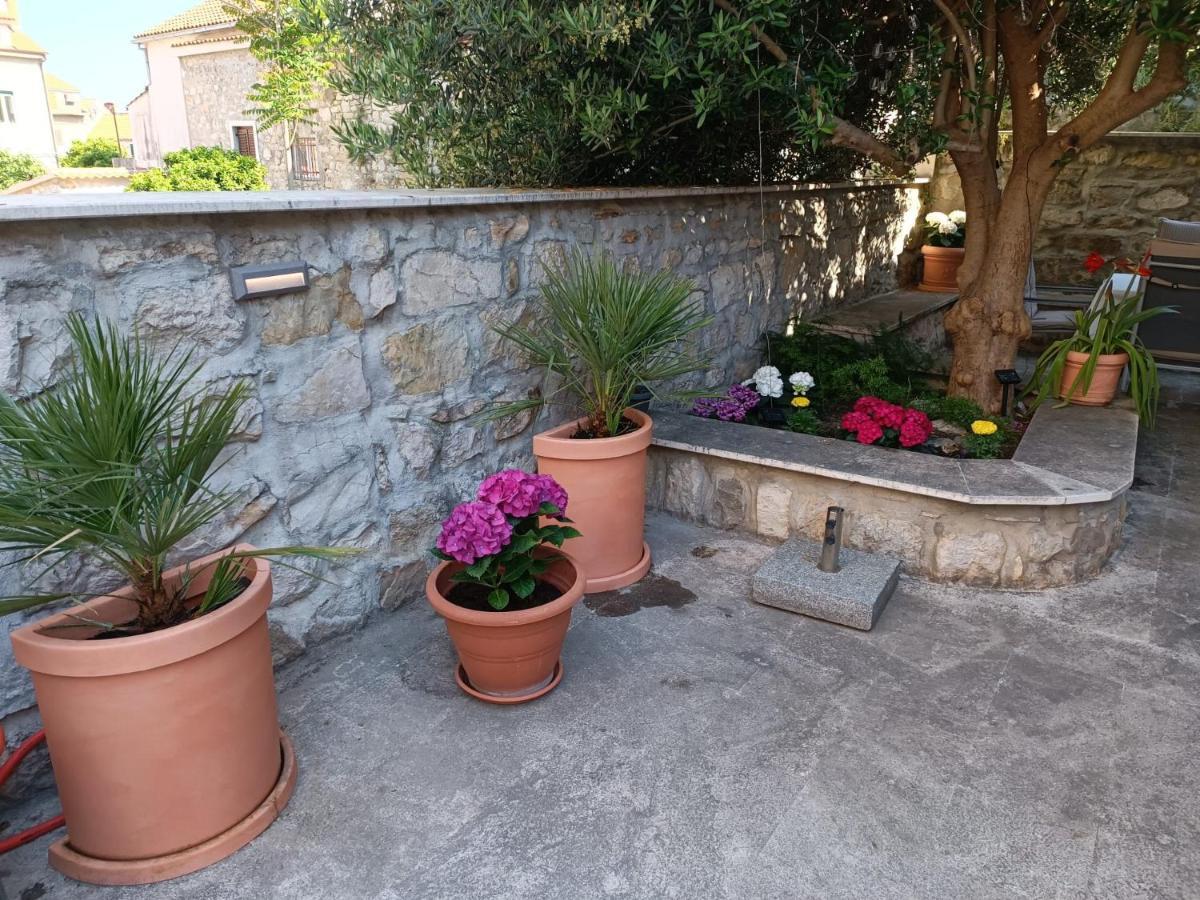 Diocletian Garden Centar Apartment