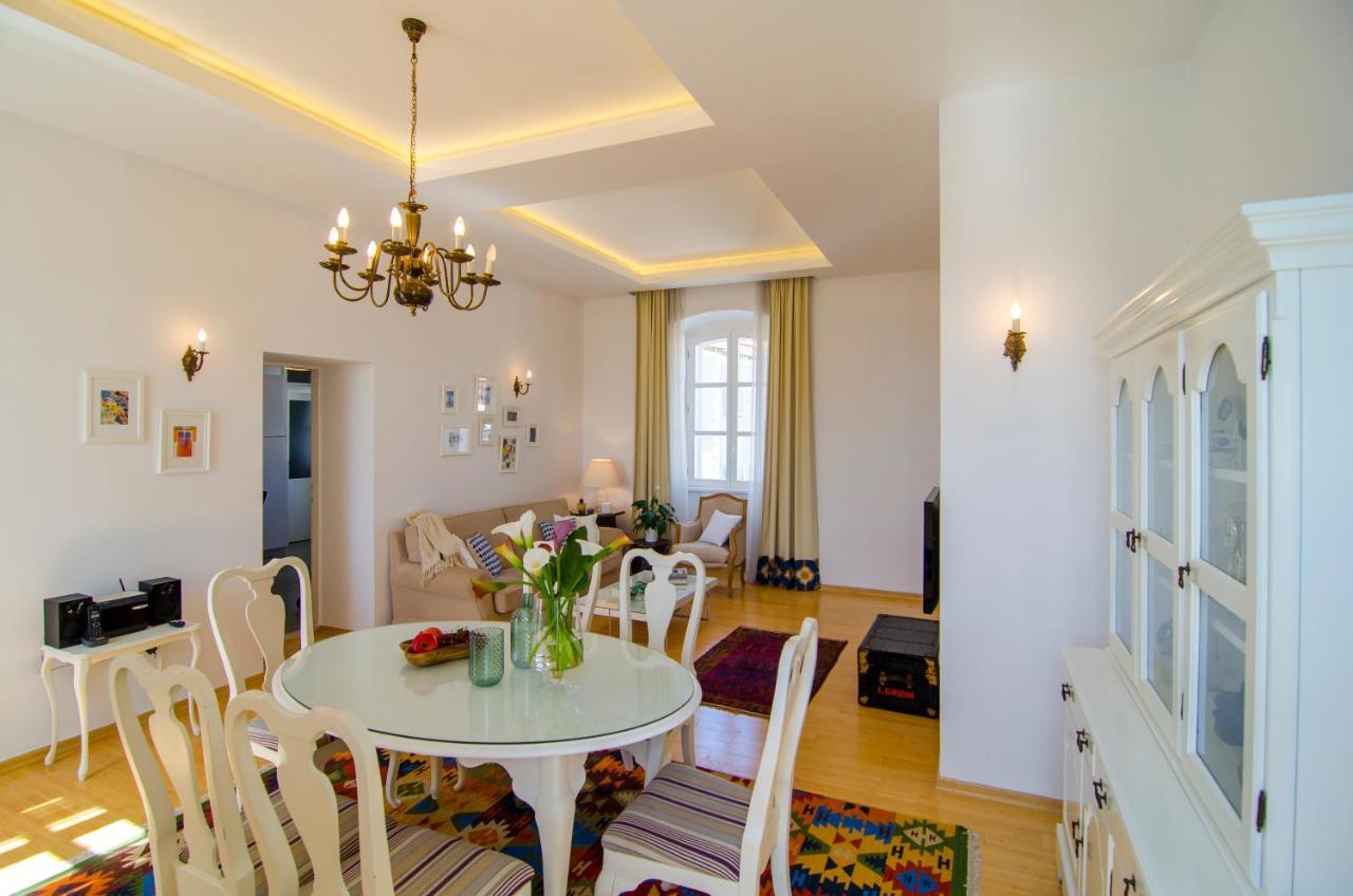 Apartman Gardino 1881 *