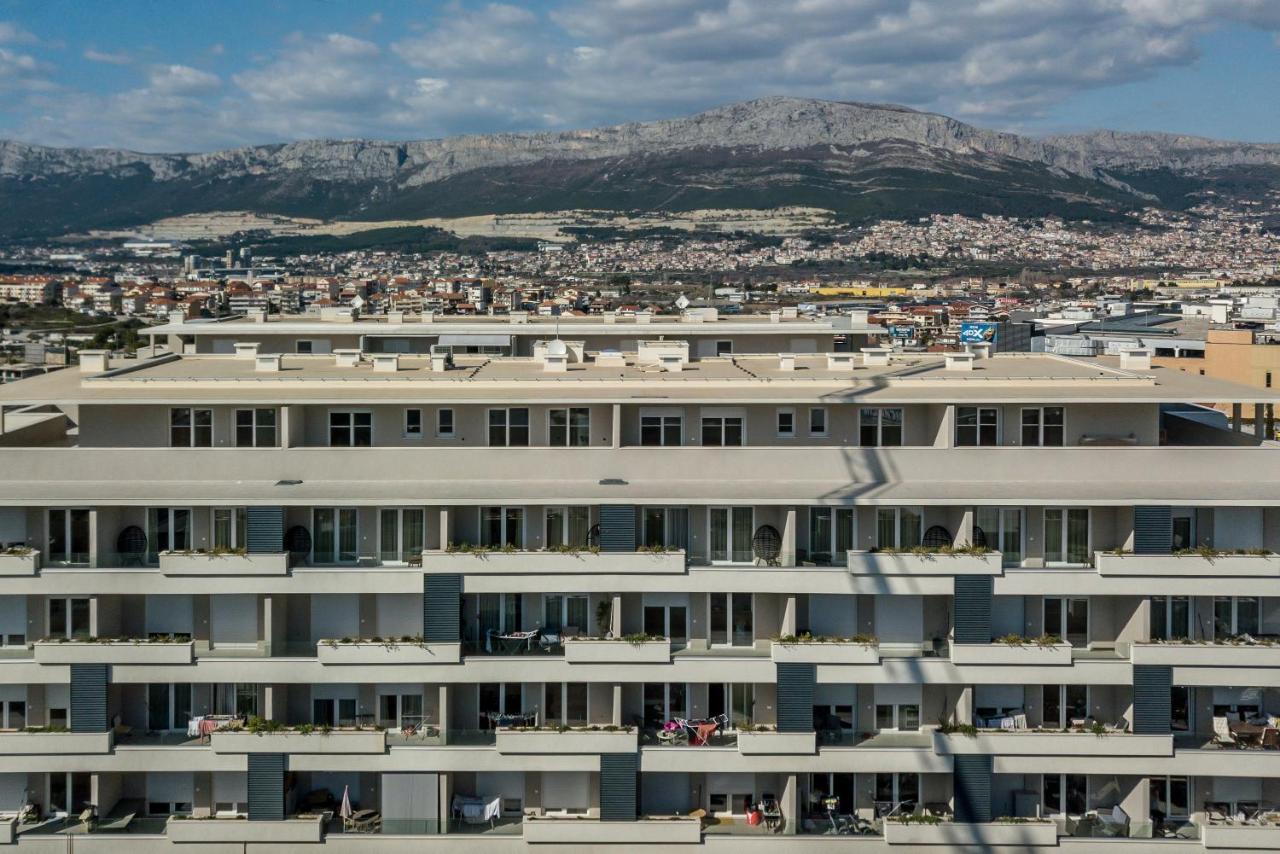 Apartamento 6 Islands - & Business - Free Garage Parking