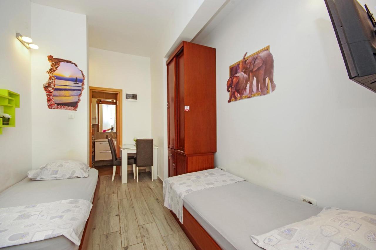 Apartment Studios Split *