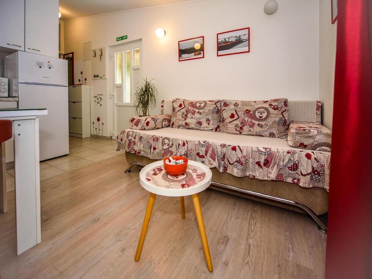 Taja By Interhome Split