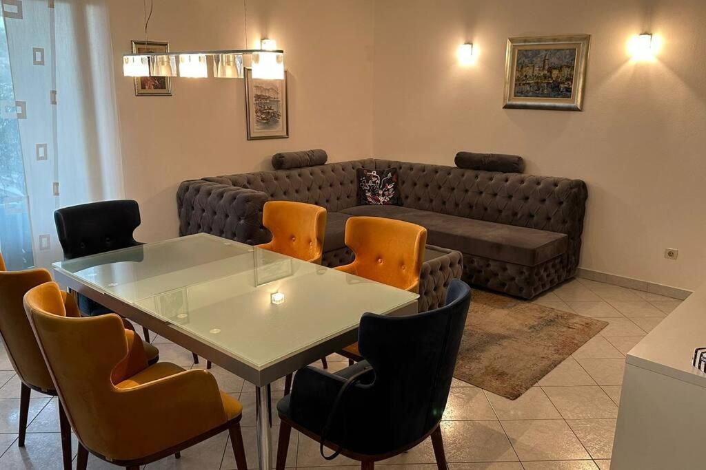 Apartman With Big Terrace Leon