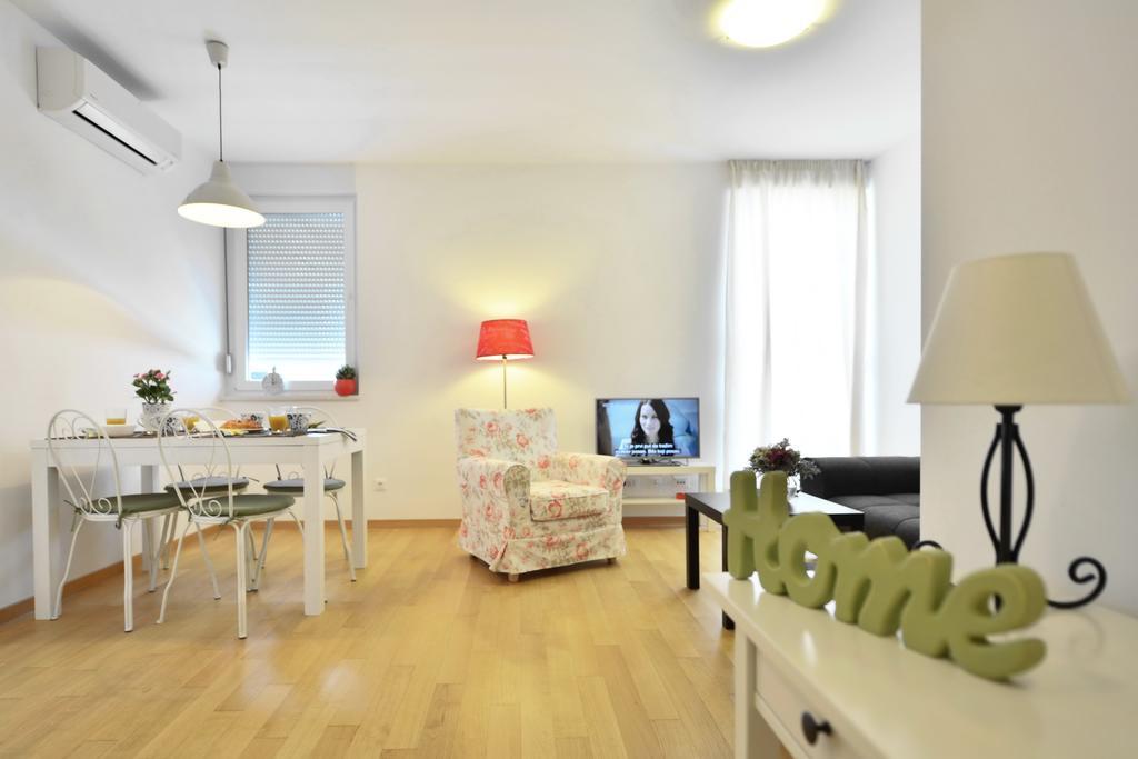 Karlo Apartment