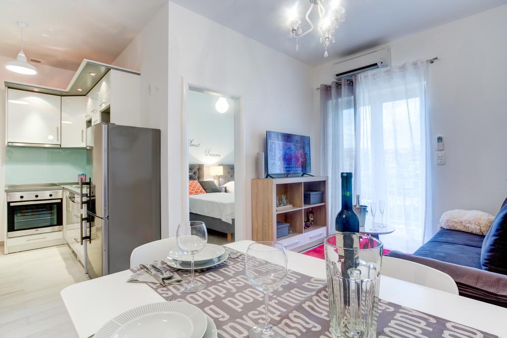 Melki Apartment Split