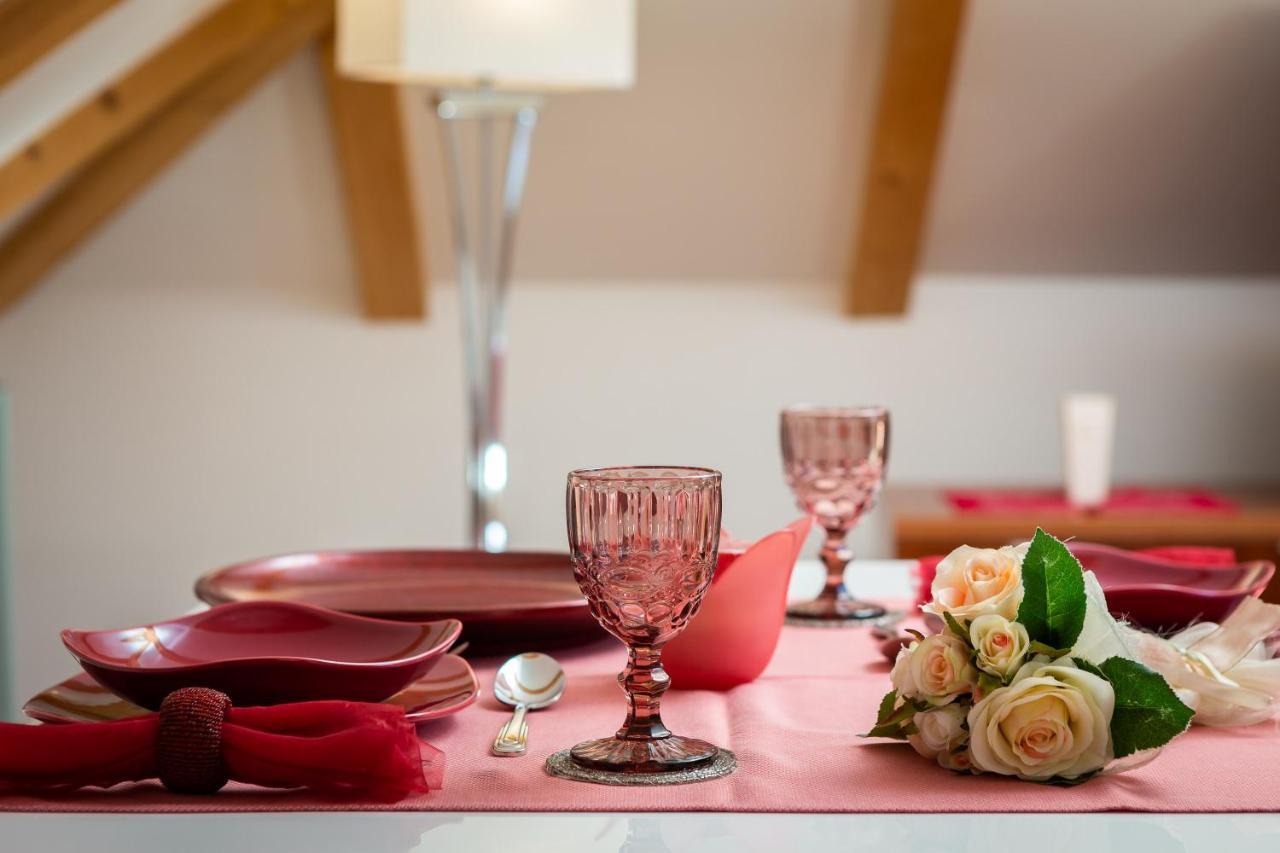 Romantic Attic Split