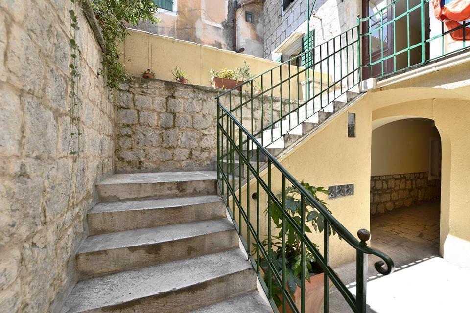 Luxury * Split