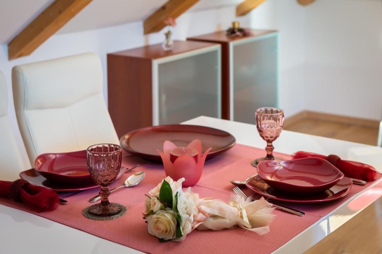 Romantic Attic Split