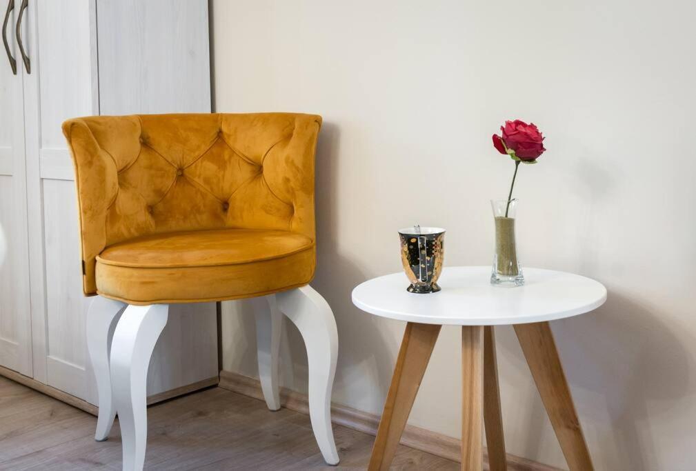 Apartment Diva 1,stylish Centrally Located Near