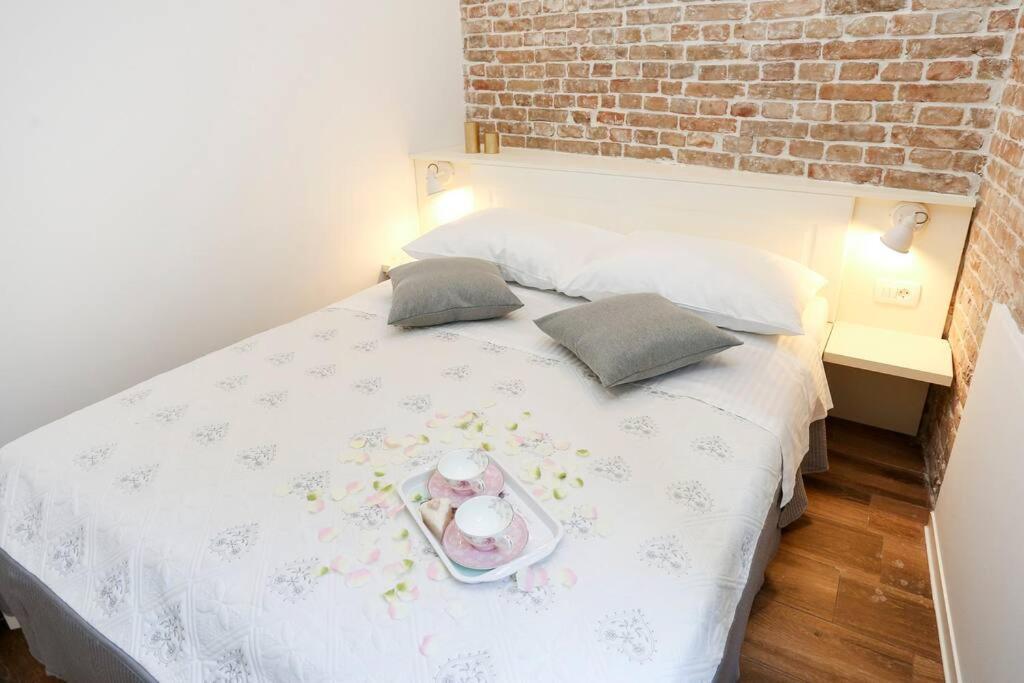 Monfrina 1, Luxury With Balcony In The Old Town