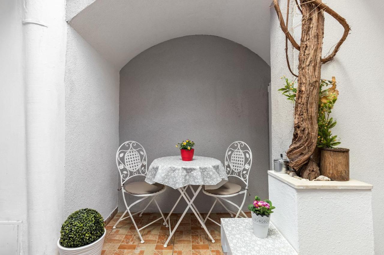 Toniko Appartement *