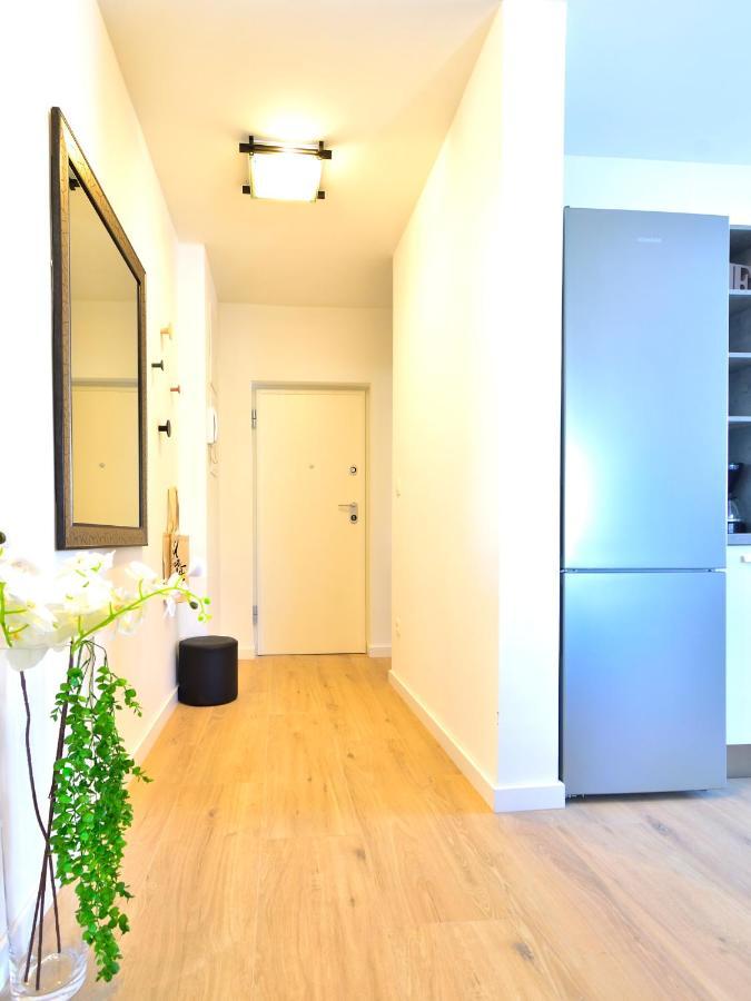 Maia Apartment *
