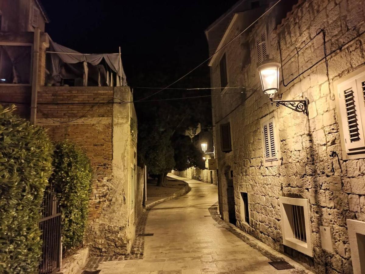 The Center Of Split, Renovated Stone House Apartment Split