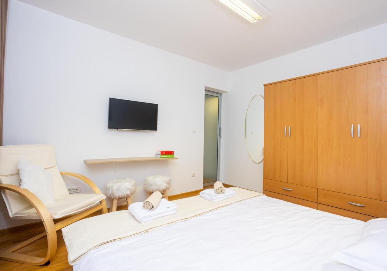 Bella Vista - Cozy With Easy Check-in And Free Parking * Split