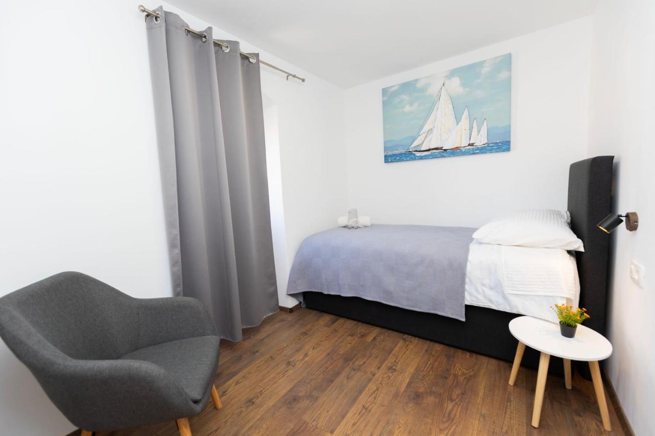 Modern Cozy Bonnie In Center Of Split. Apartment *