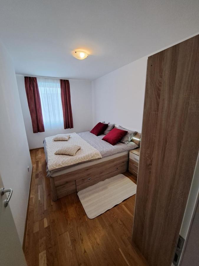 Apartman Mariposa: Balcony With Parking Near Split's Largest Mall