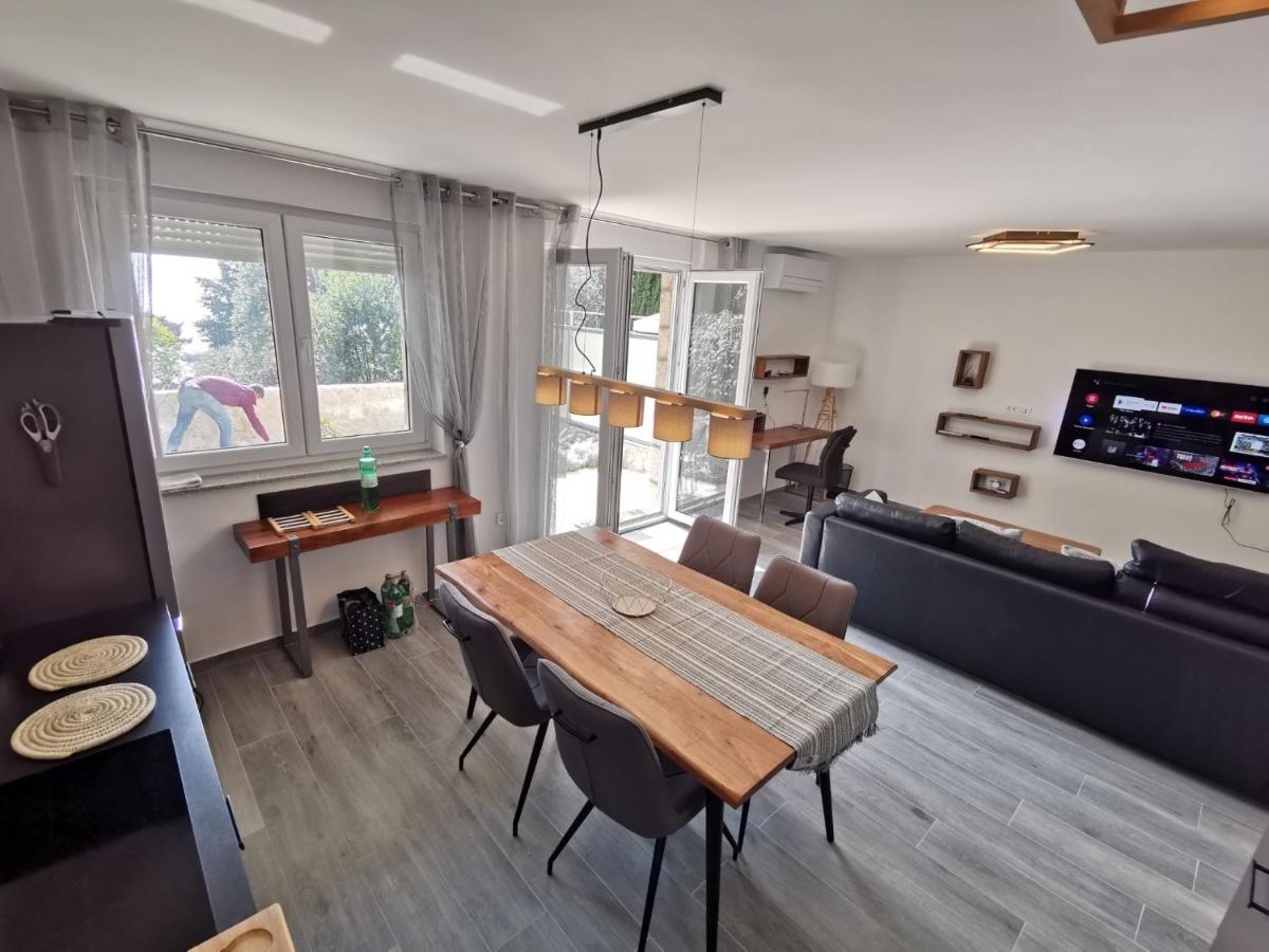 Mira Apartment Split