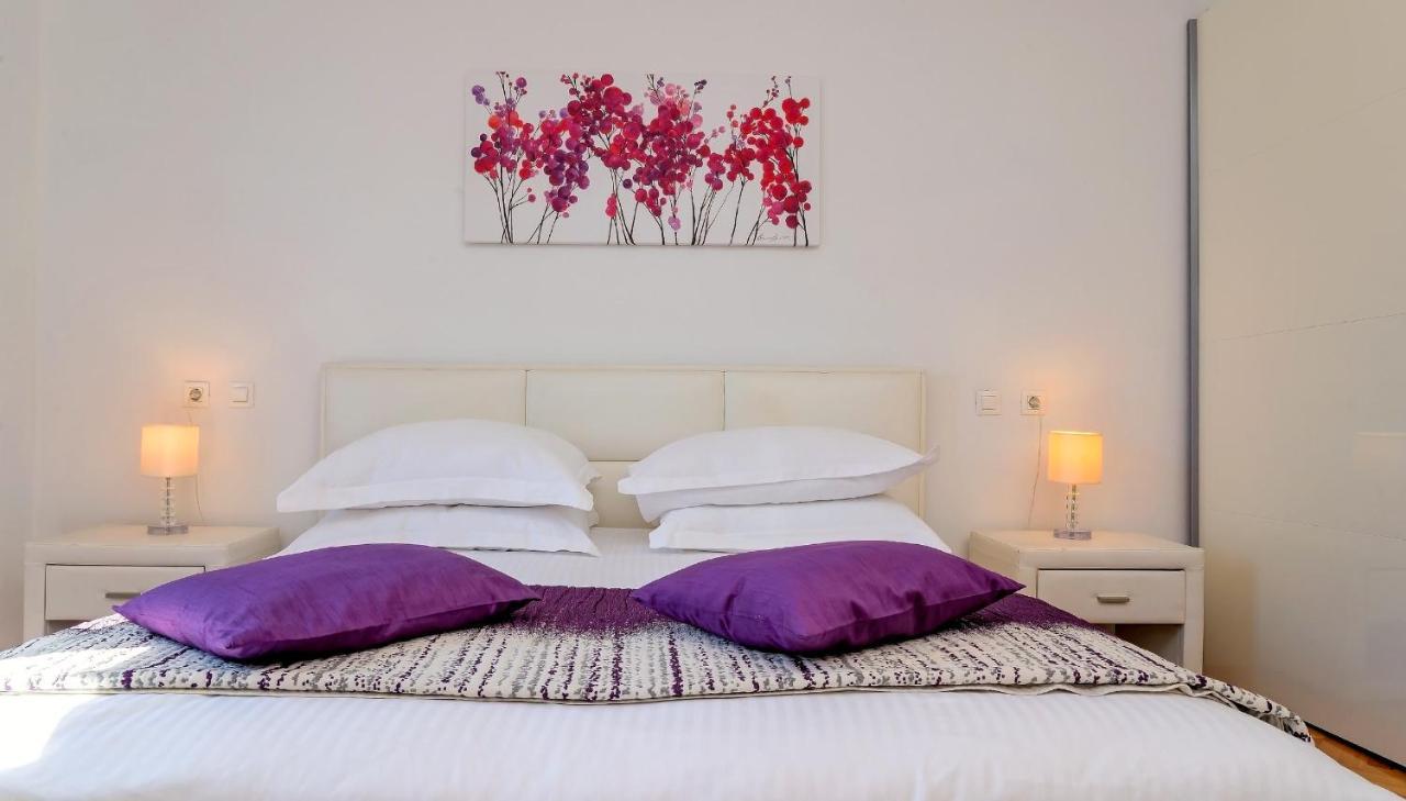Palomar Luxury *